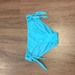 No Boundaries bikini bottoms